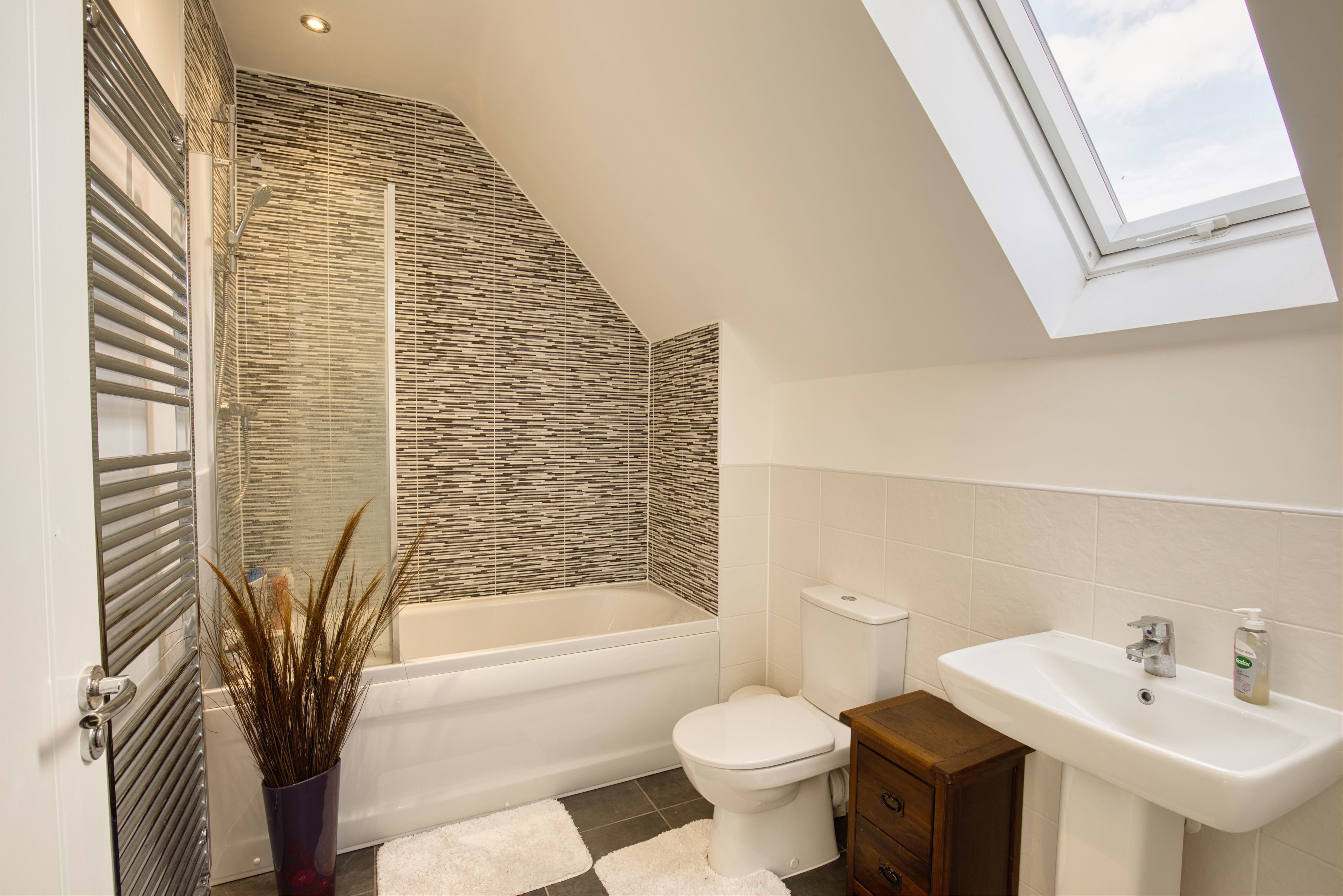 Ensuite