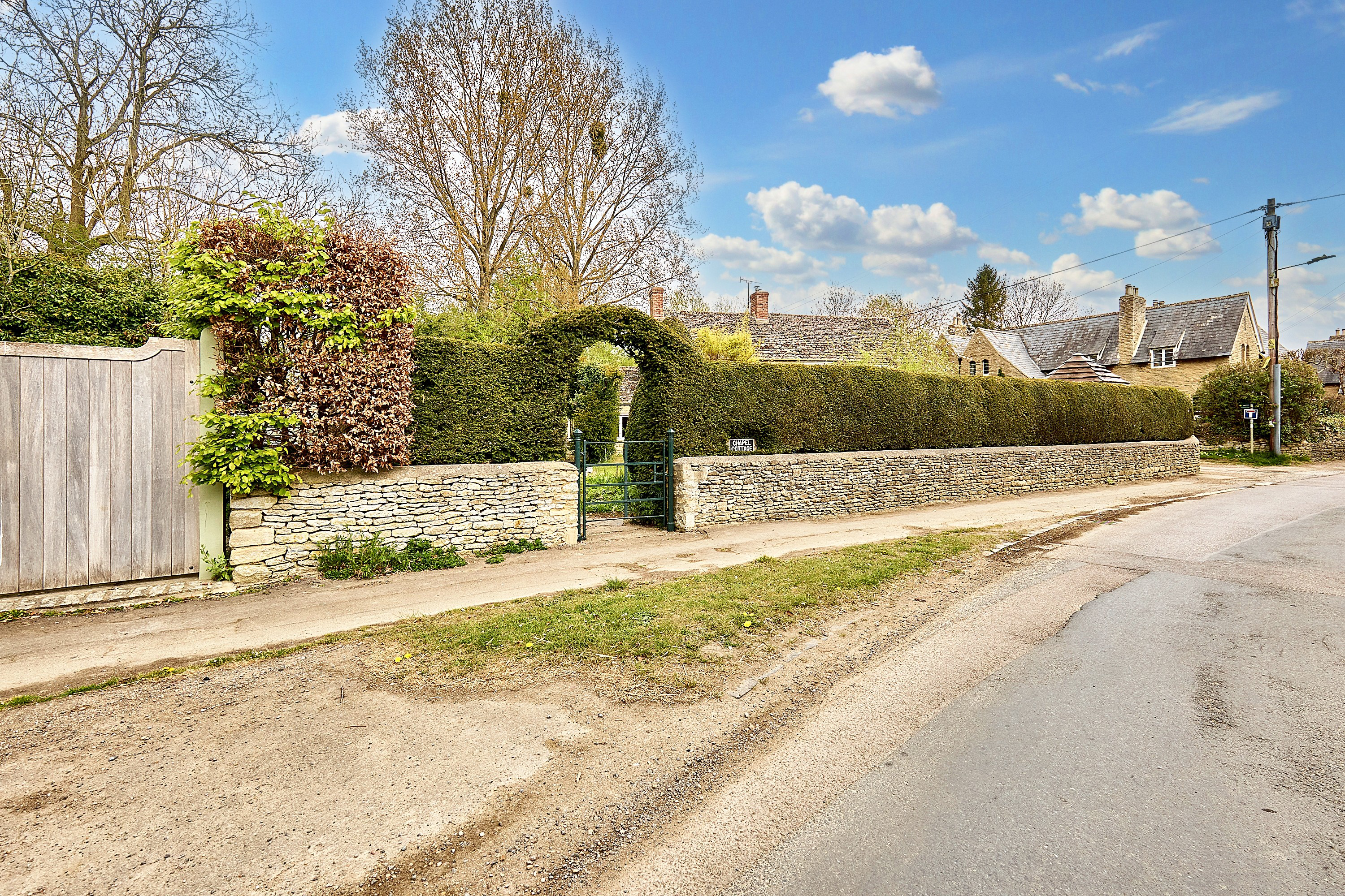 Bampton Road, Black Bourton, OX18, photo 34