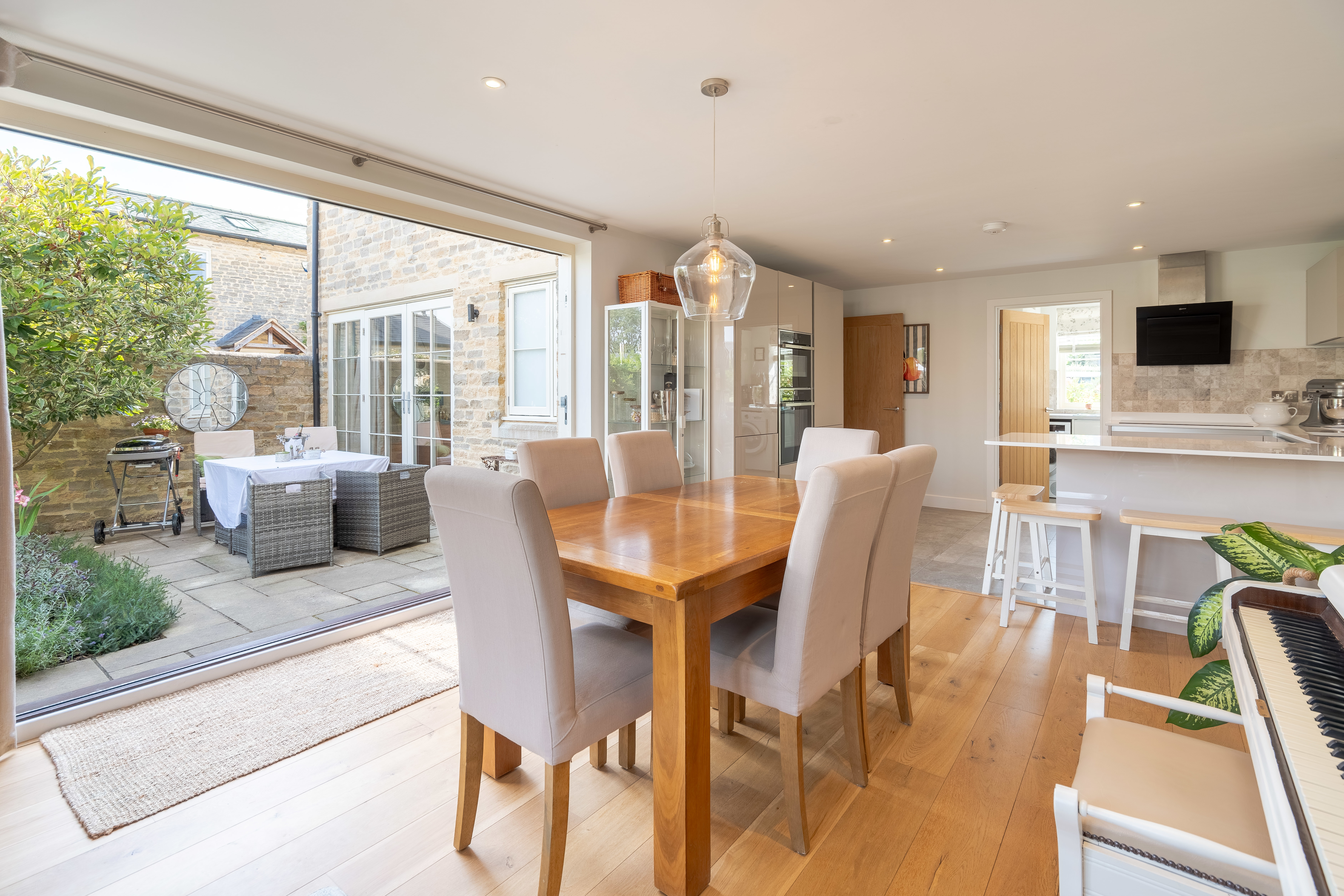 Markhams Court, Charlton On Otmoor, OX5, photo 2