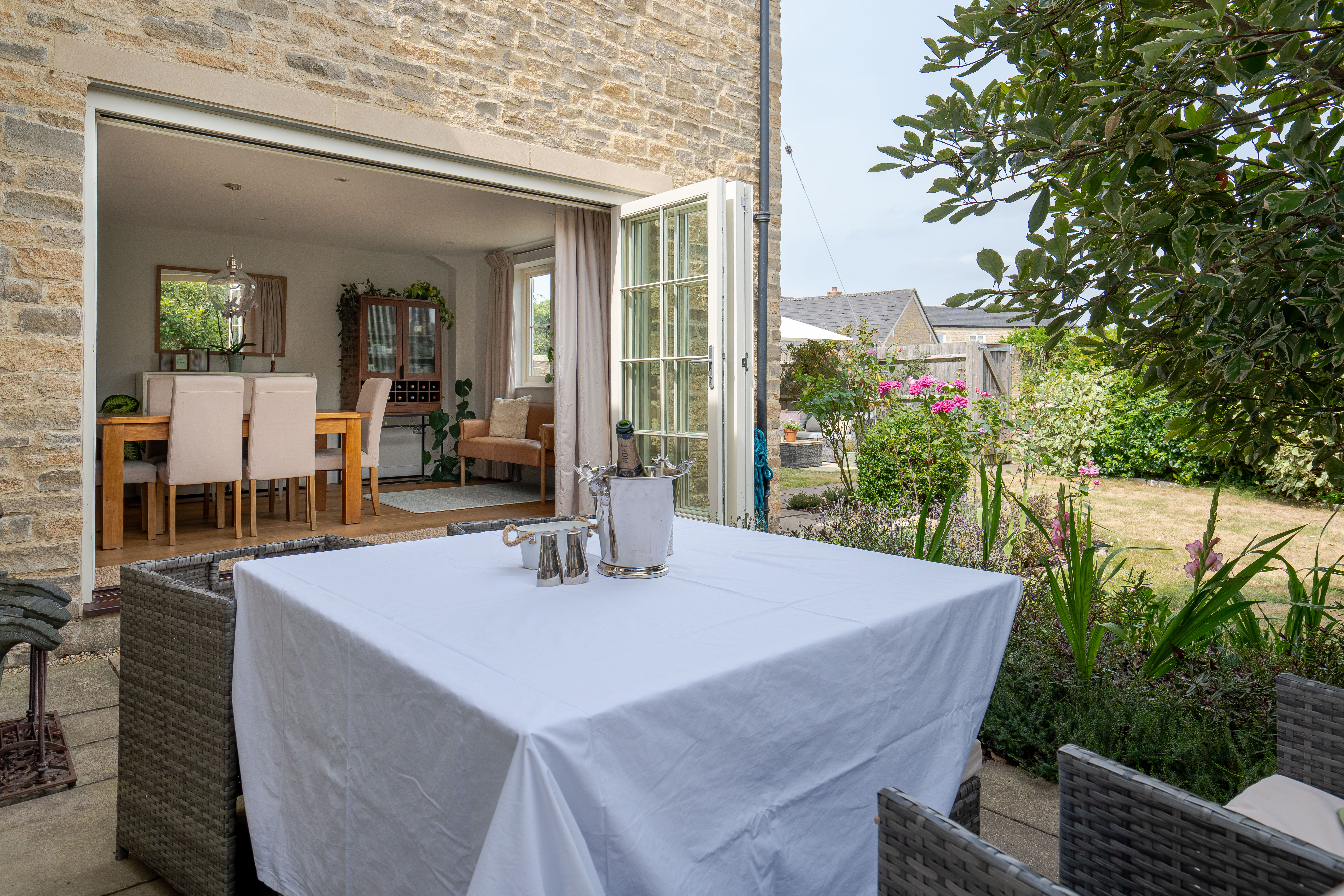 Markhams Court, Charlton On Otmoor, OX5, photo 24