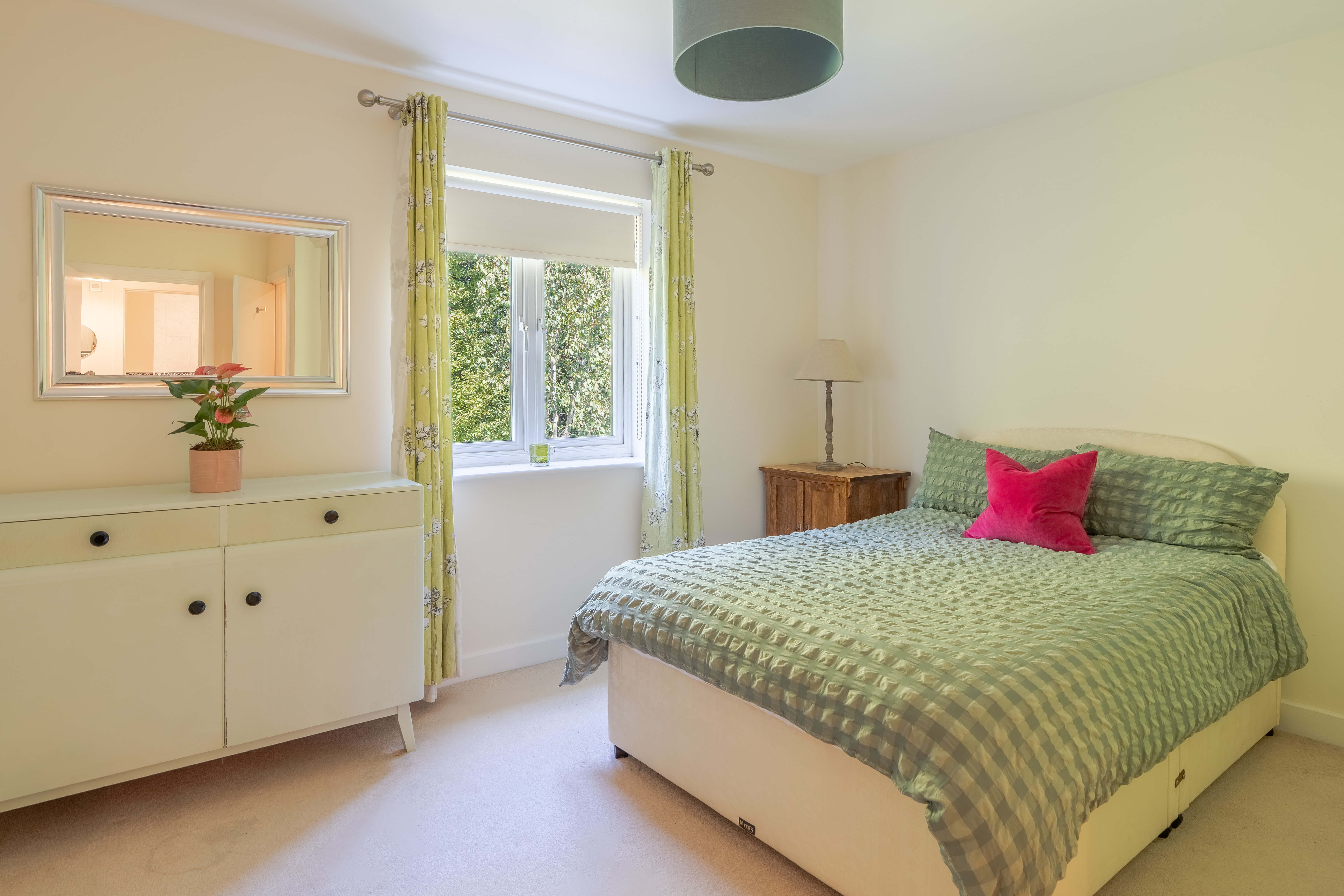 118 Beech Road-