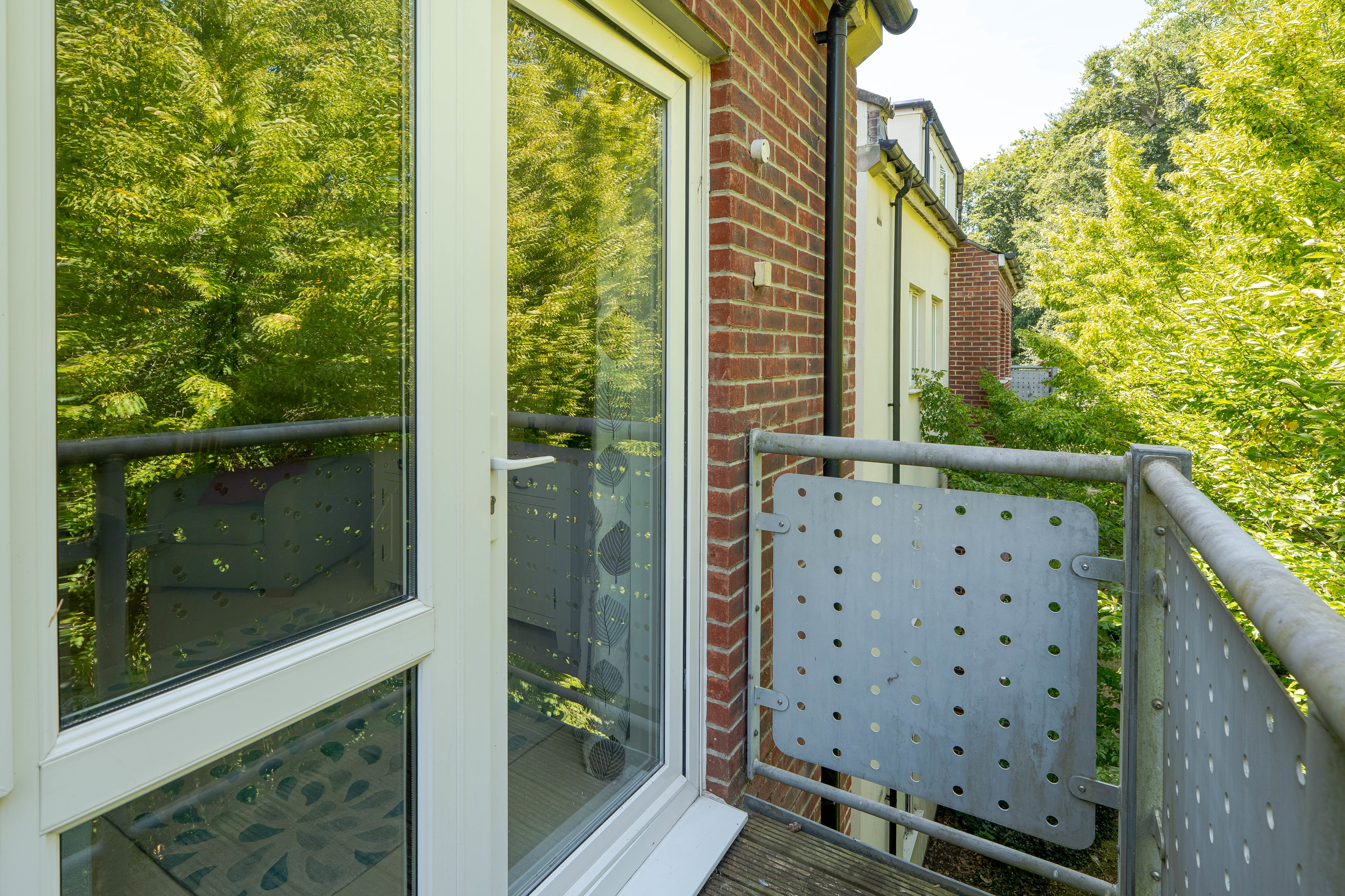 118 Beech Road-04411