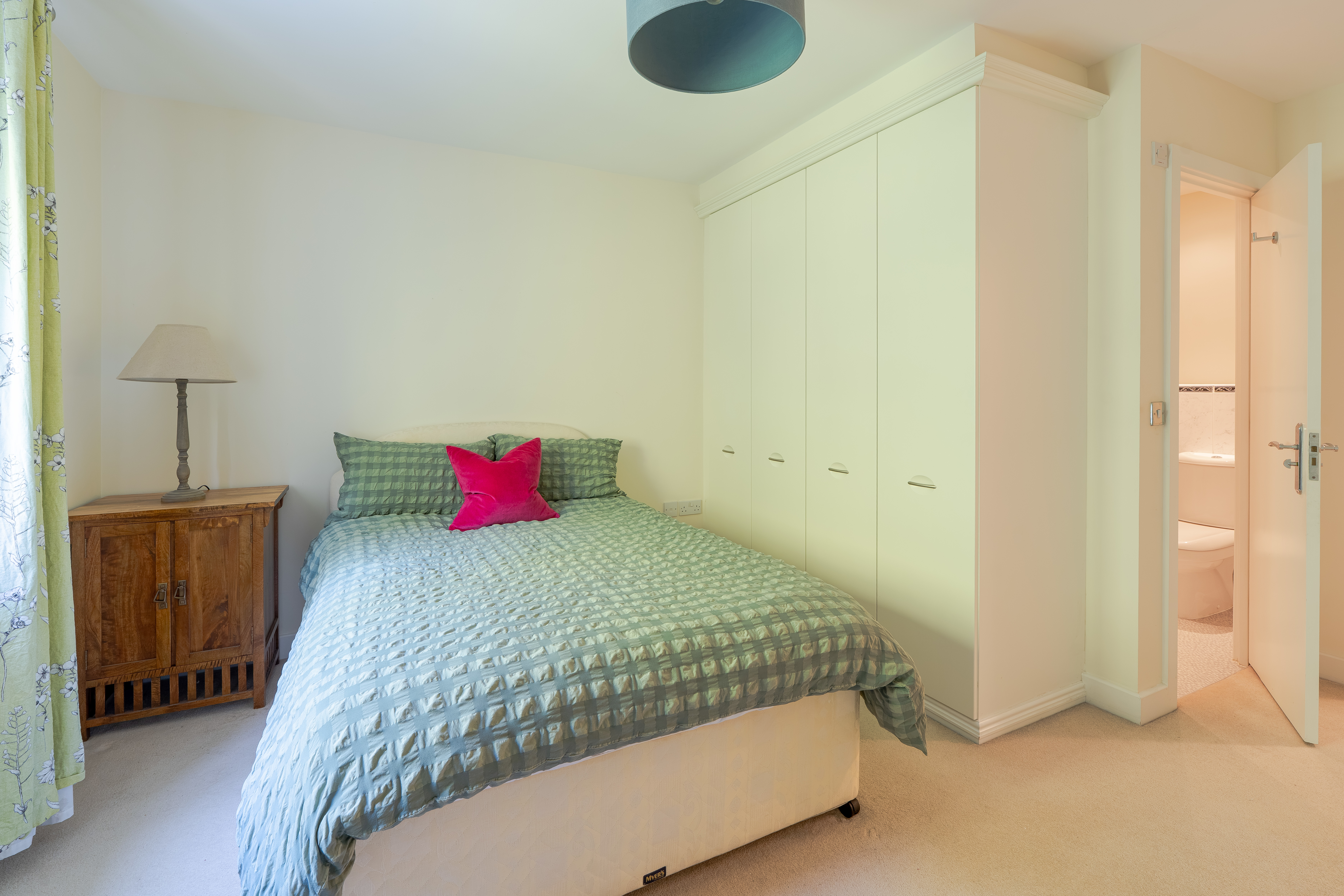 118 Beech Road-04296