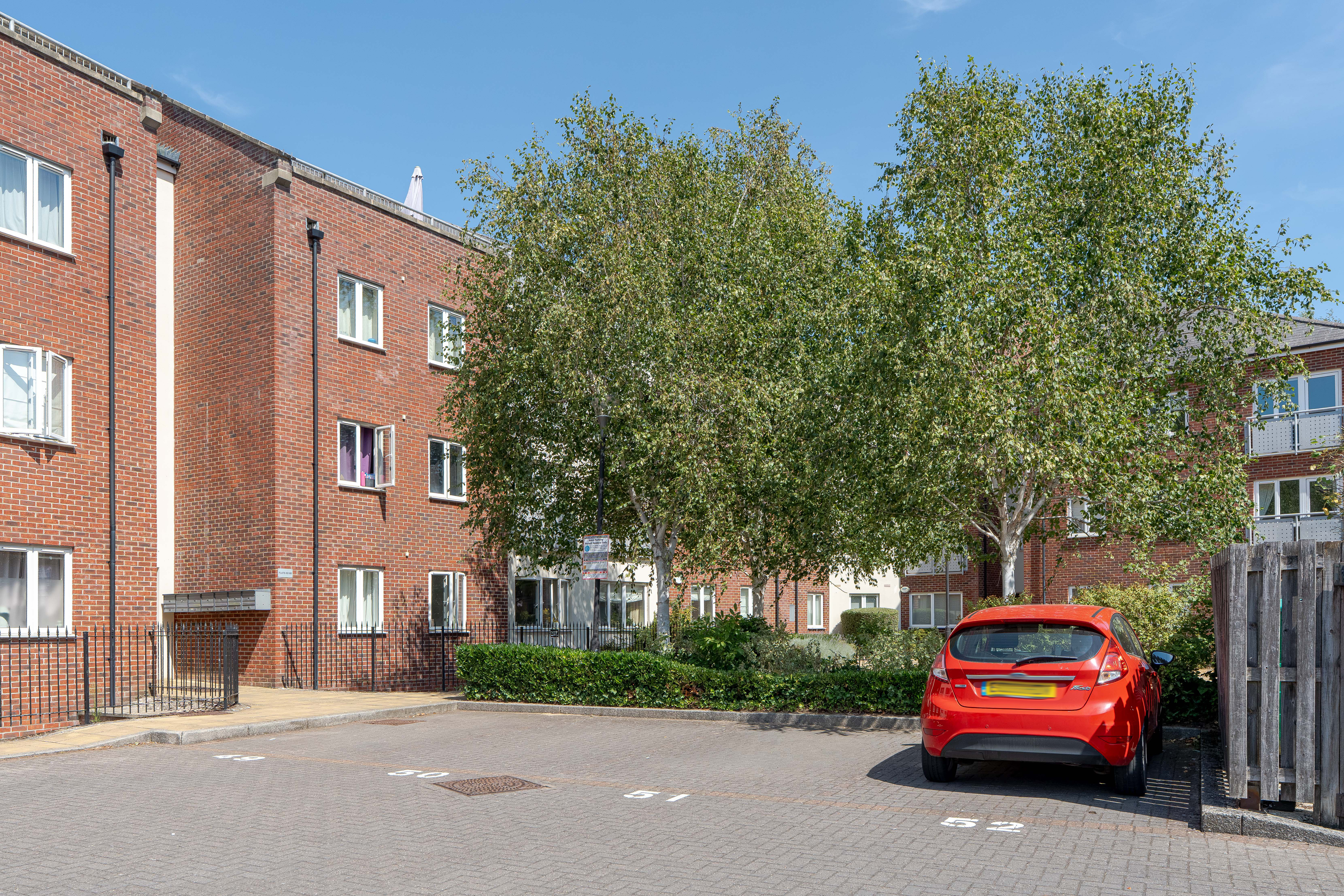 118 Beech Road-04436