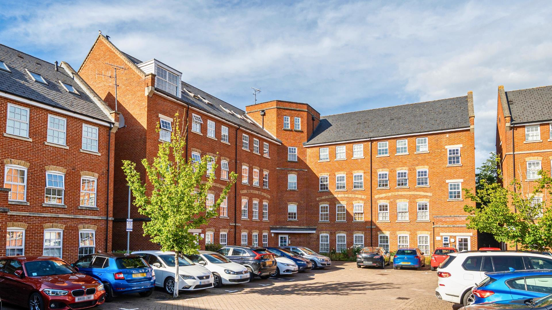Florey Gardens, Aylesbury