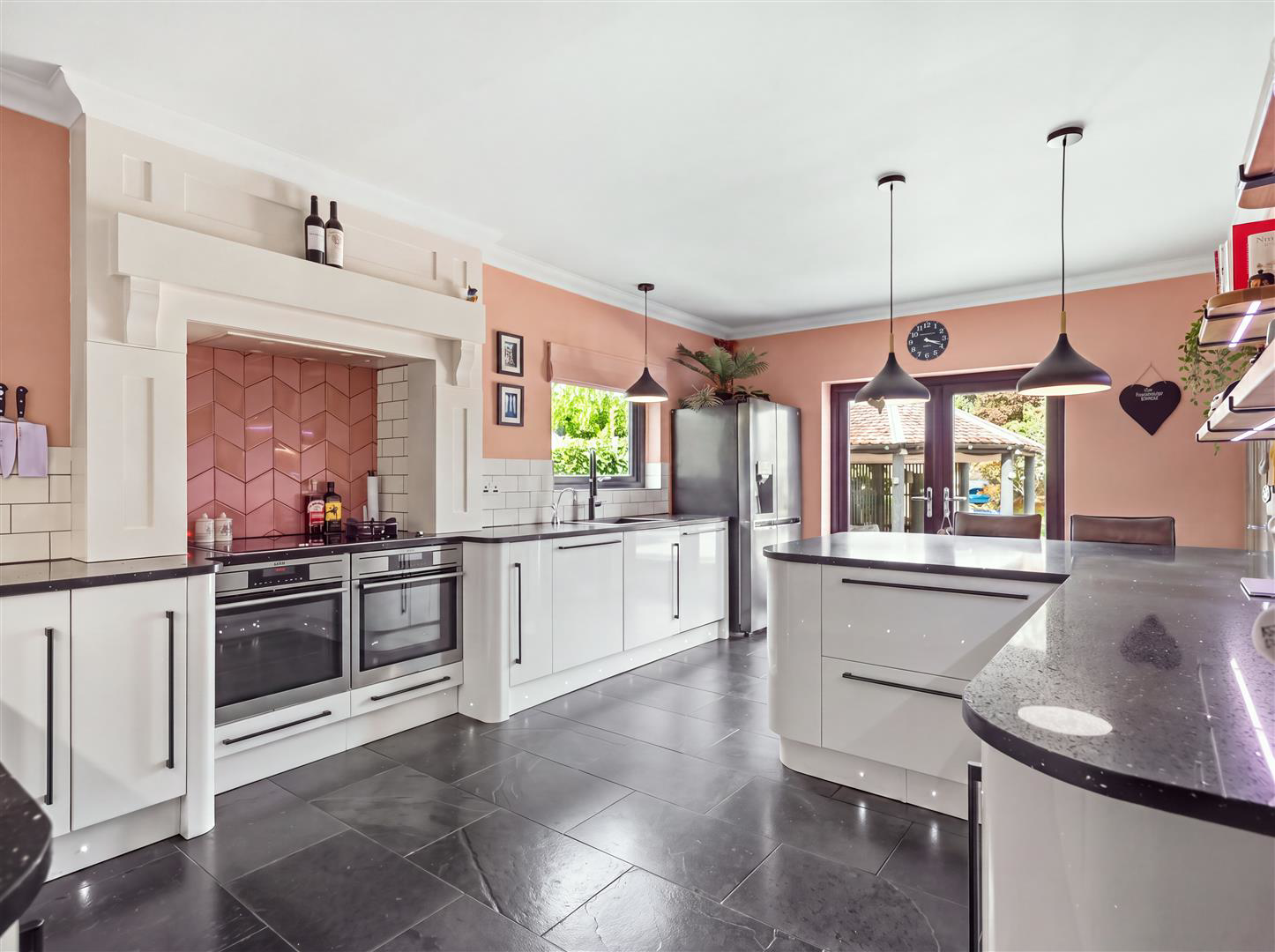 Manor Road, Verwood, photo 3