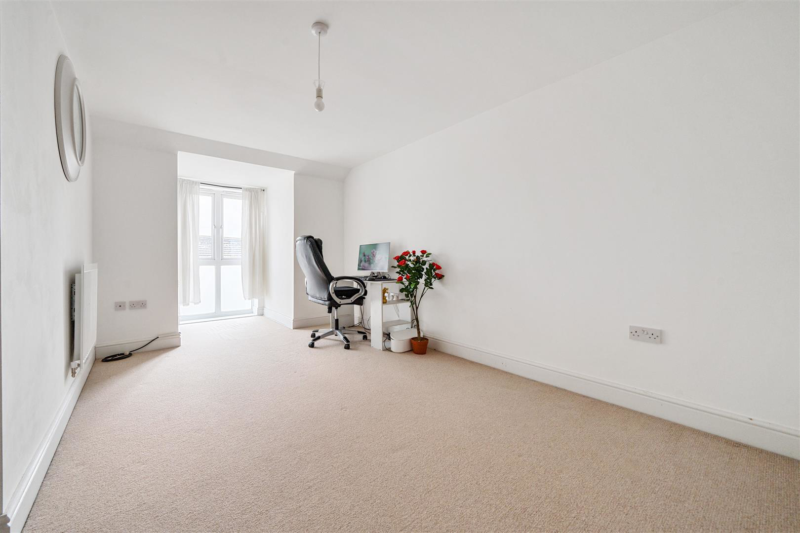 Greensleeves Drive, Aylesbury, photo 13