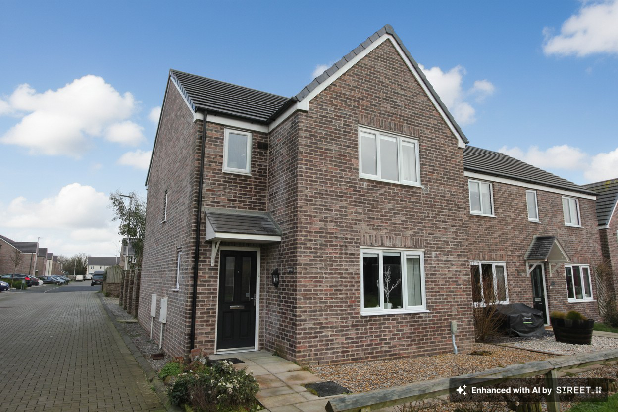 Plasnewydd Walk, Llantwit Major, CF61