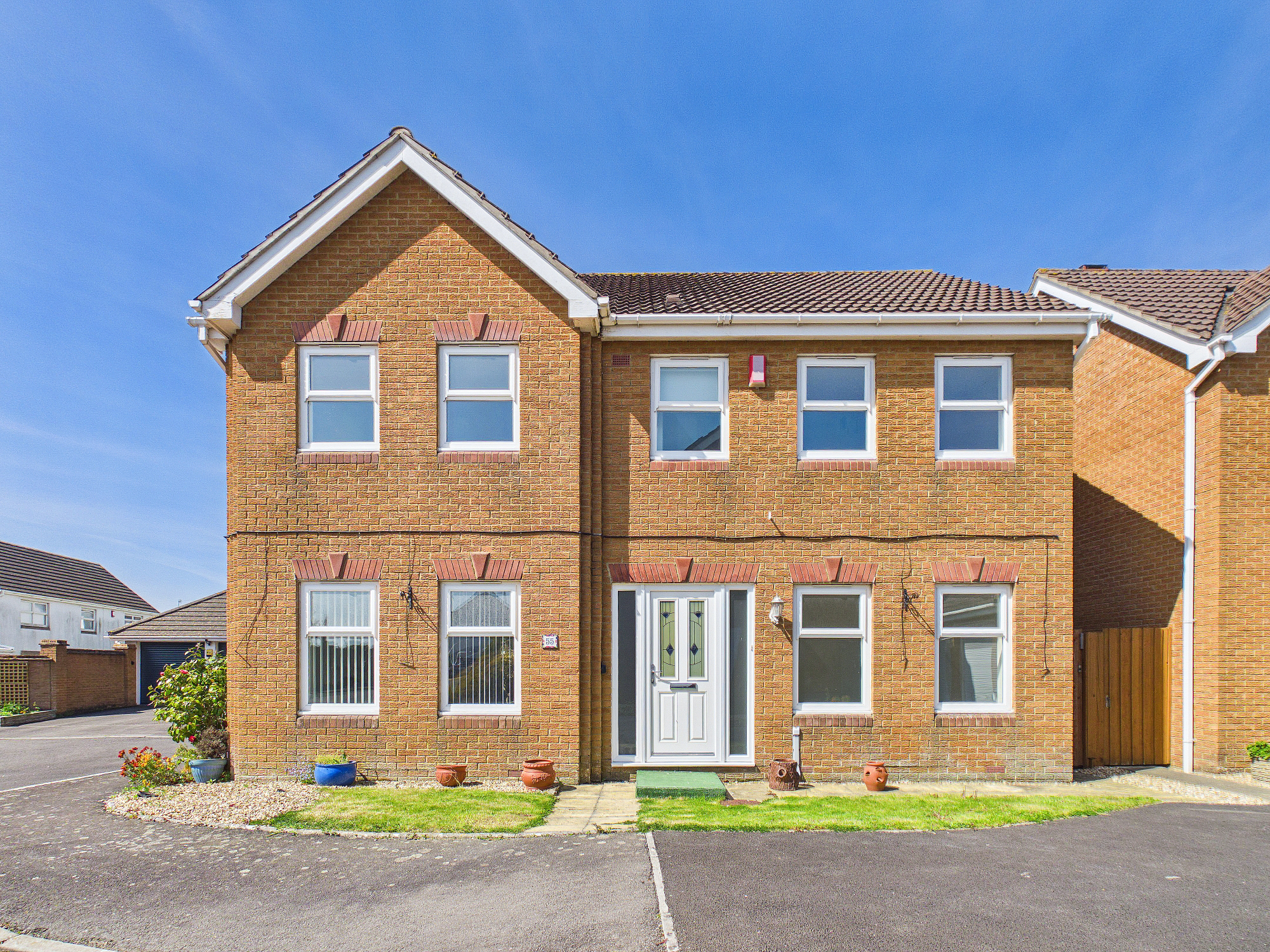 Marine Drive, Barry, CF62