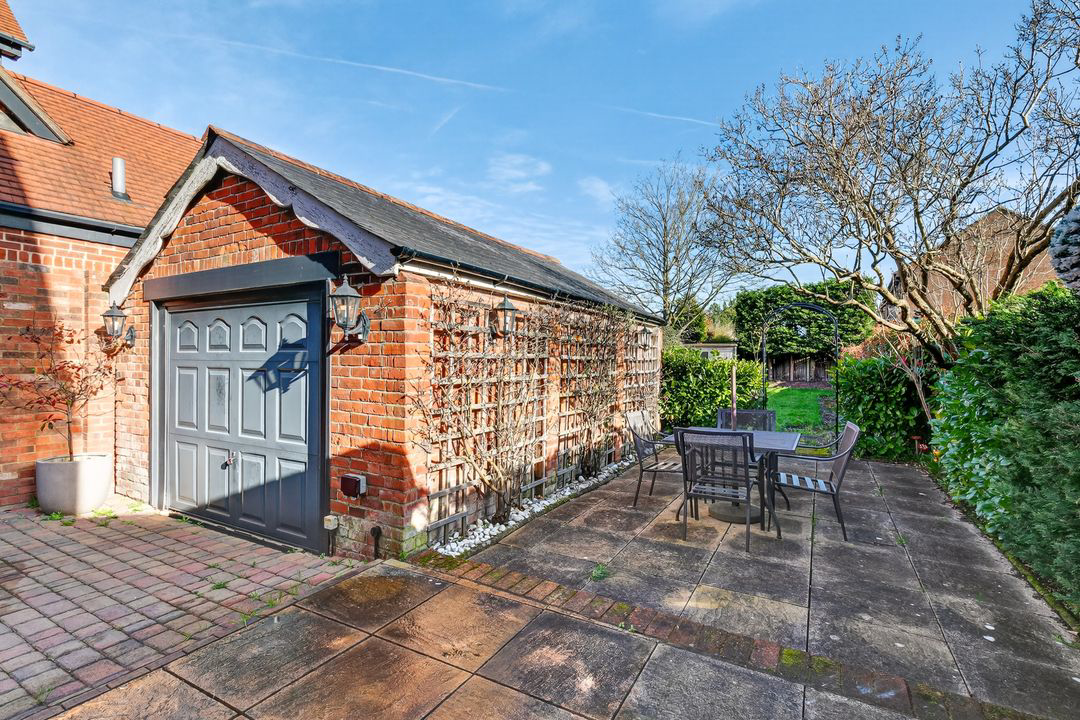Reading Road, Winnersh, RG41, photo 7
