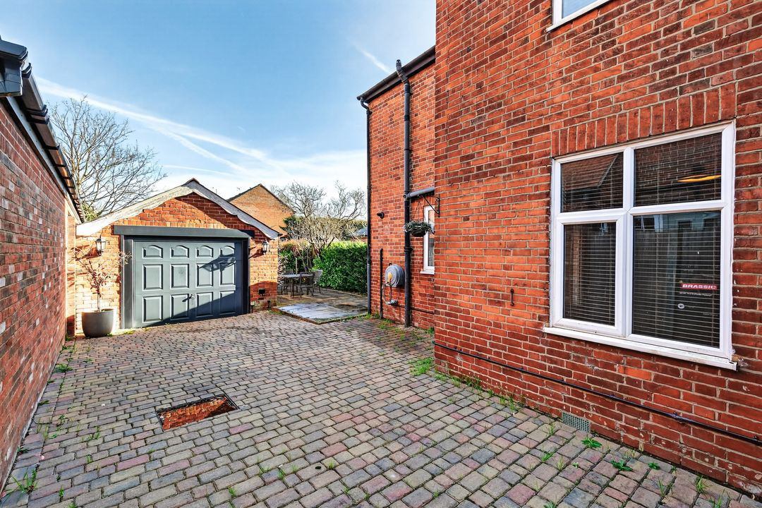 Reading Road, Winnersh, RG41, photo 6