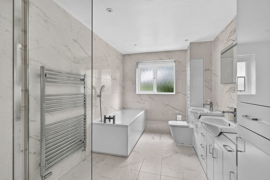 rushmerelarge24