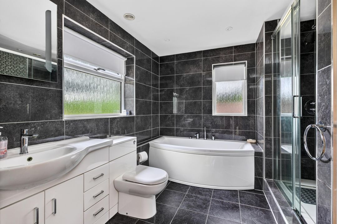rushmerelarge18