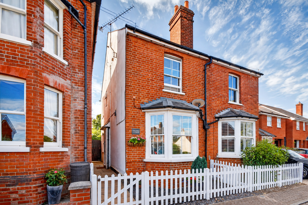 Terrace Road North, Binfield, Bracknell, RG42