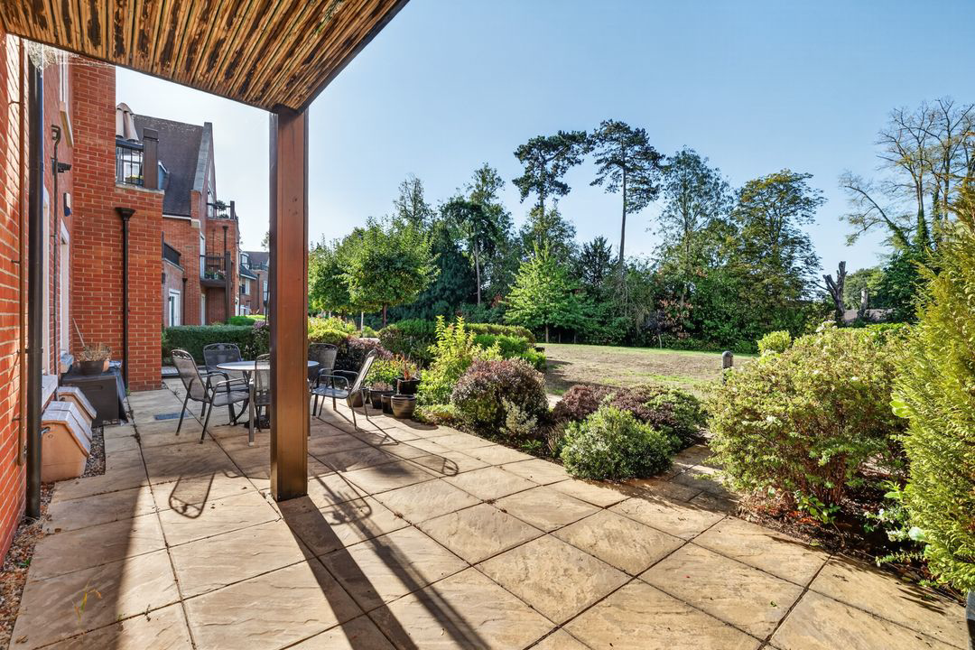 Woolf Drive, Wokingham, RG40, photo 15