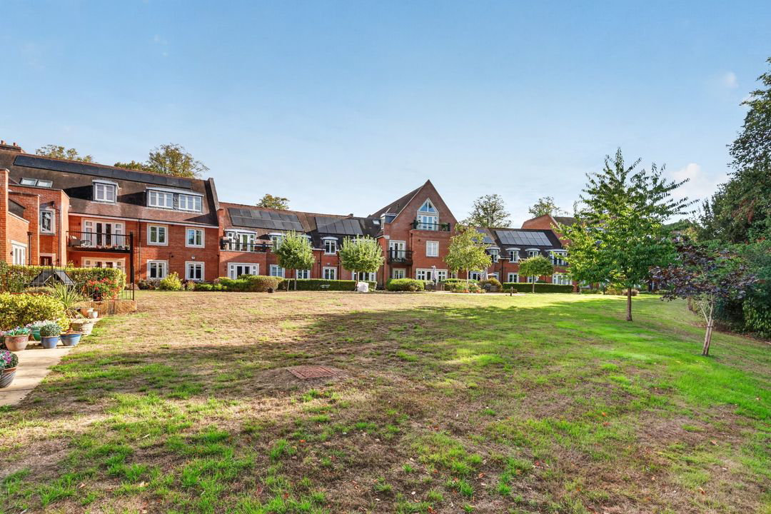 Woolf Drive, Wokingham, RG40, photo 22