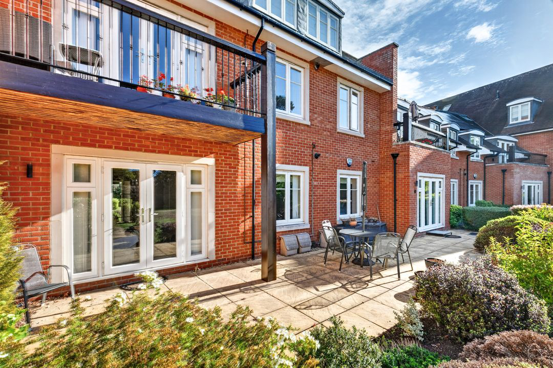 Woolf Drive, Wokingham, RG40, photo 16