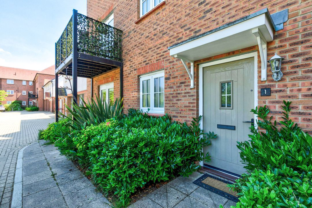 Flat 1 Elizabeth House, Arborfield, Reading, RG2