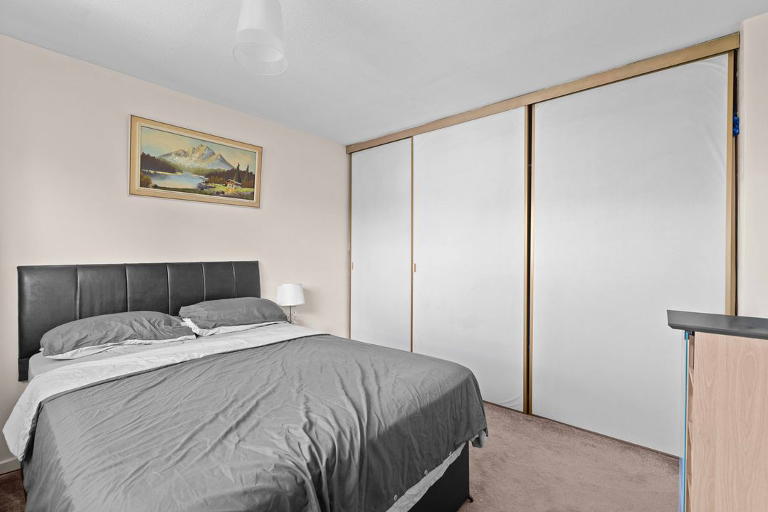 Ward Close, Wokingham, RG40, photo 11