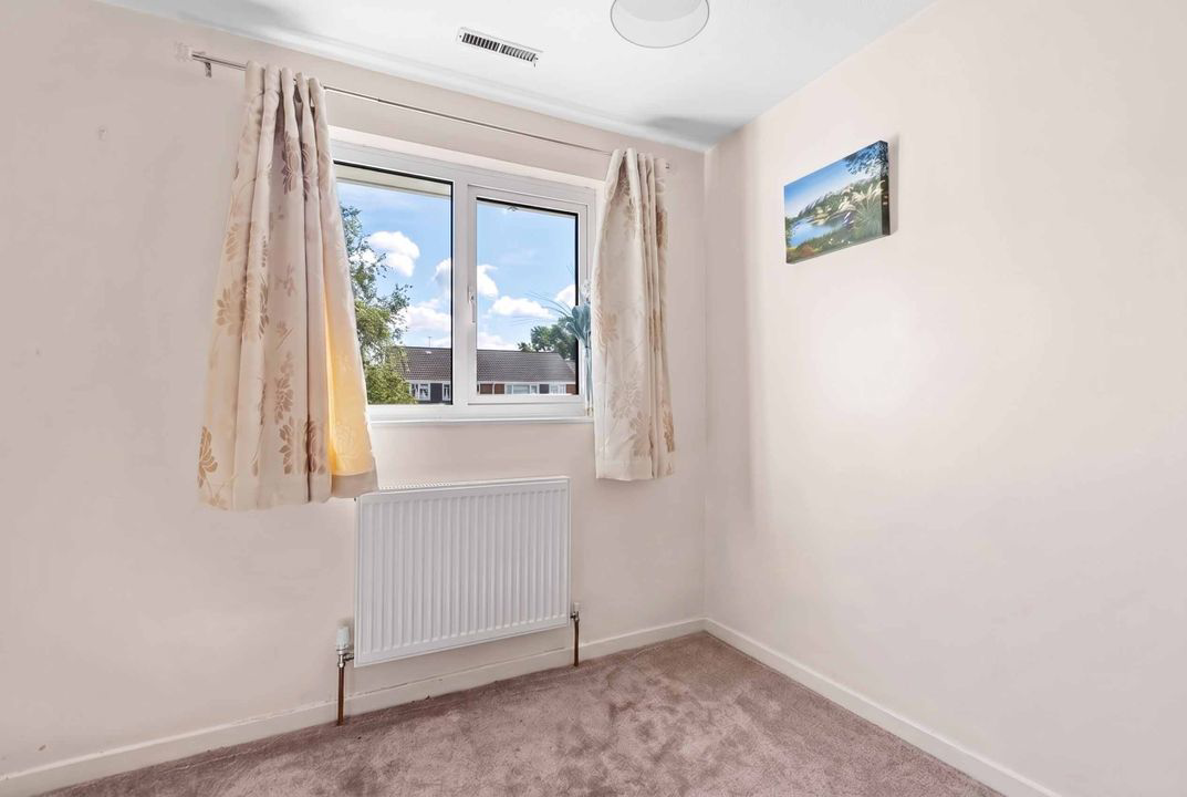 Ward Close, Wokingham, RG40, photo 16