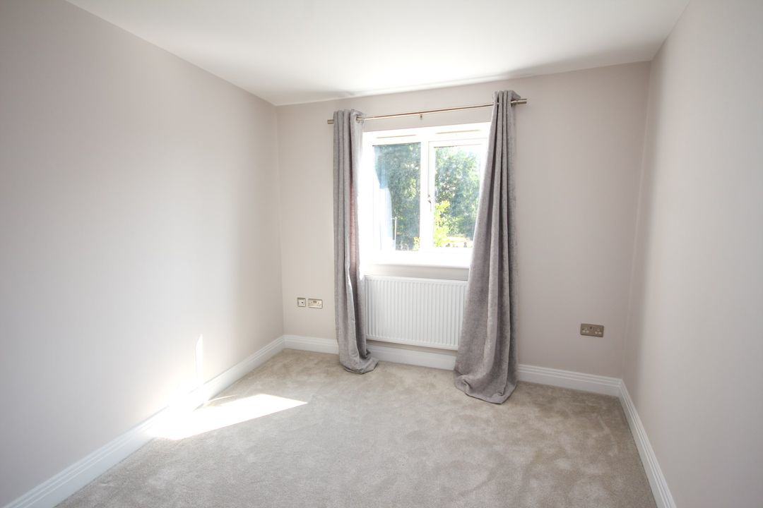 Robins Gate, Bracknell, RG12, photo 8