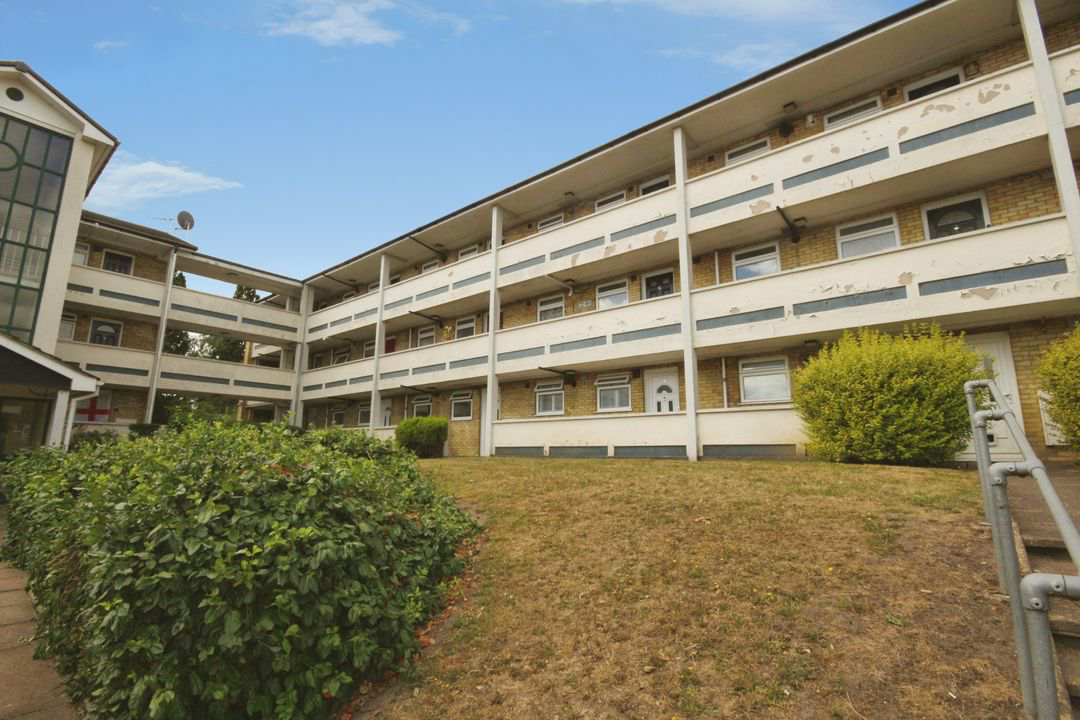 South Lynn Crescent
