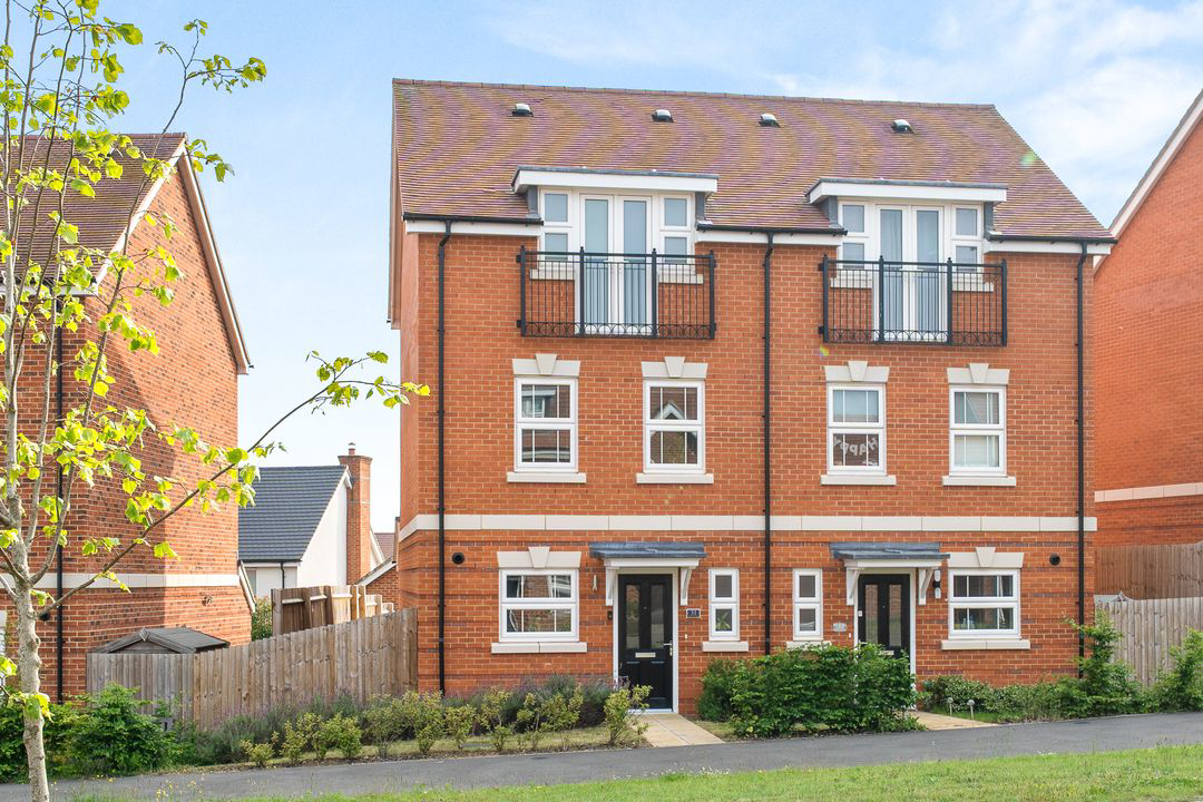 Oak Avenue, Wokingham, RG40