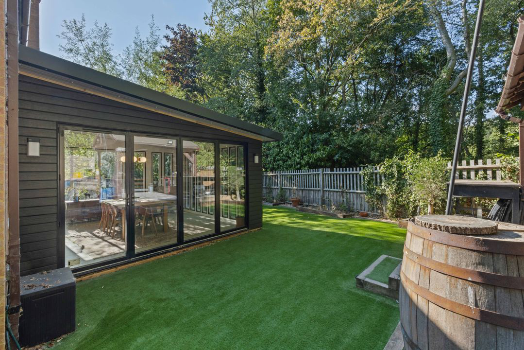The Junipers, Wokingham, Barkham, RG41, photo 35