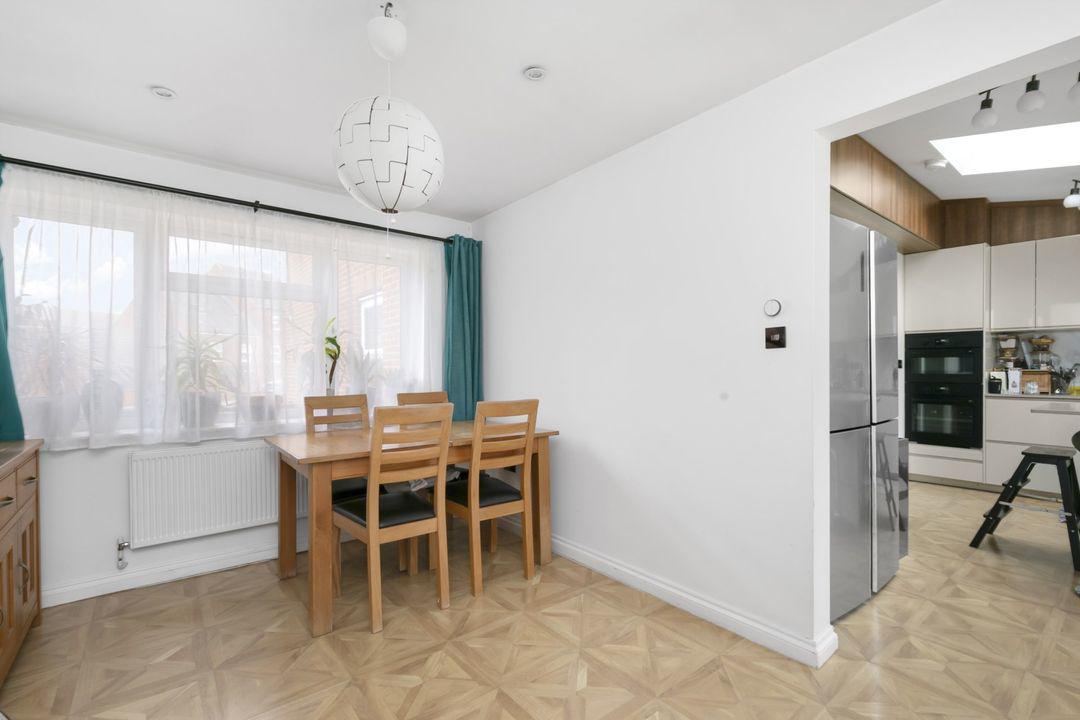 Goldfinch Cresent, Bracknell, RG12, photo 6