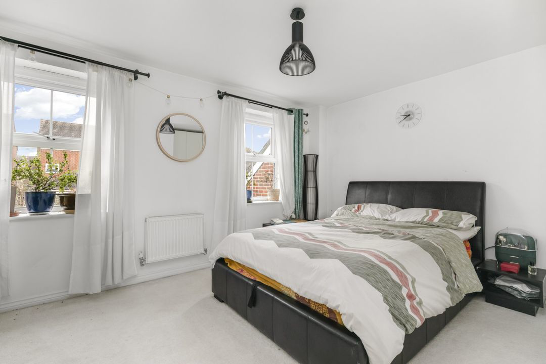 Goldfinch Cresent, Bracknell, RG12, photo 10