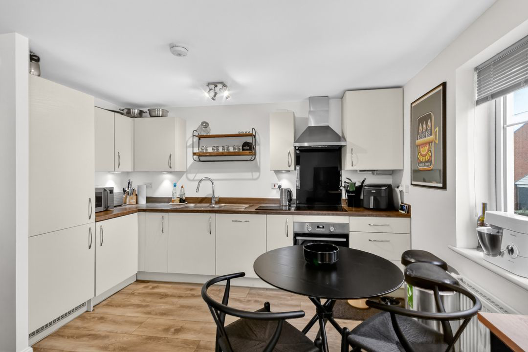 46whitlockavenuelarge7