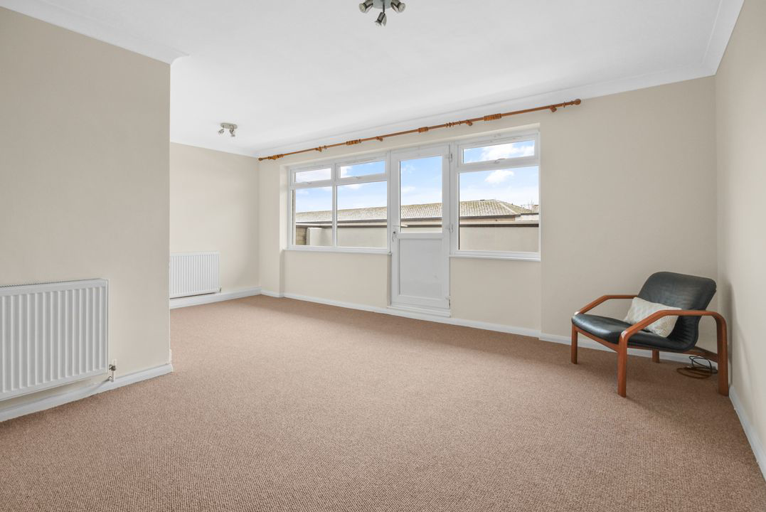 Crockhamwell Road, Reading, RG5, photo 3