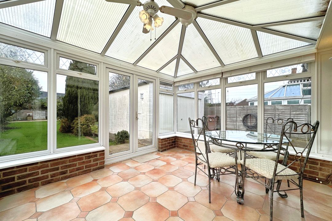 Finchampstead Road, Wokingham, RG41, photo 11