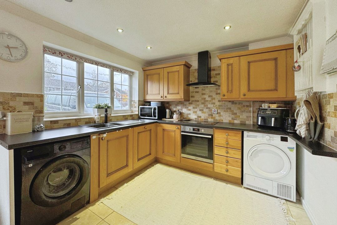Cambrian Way, Finchampstead, RG40, photo 6