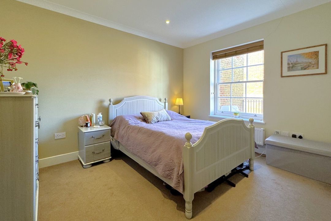 Broad Street, Wokingham, photo 5