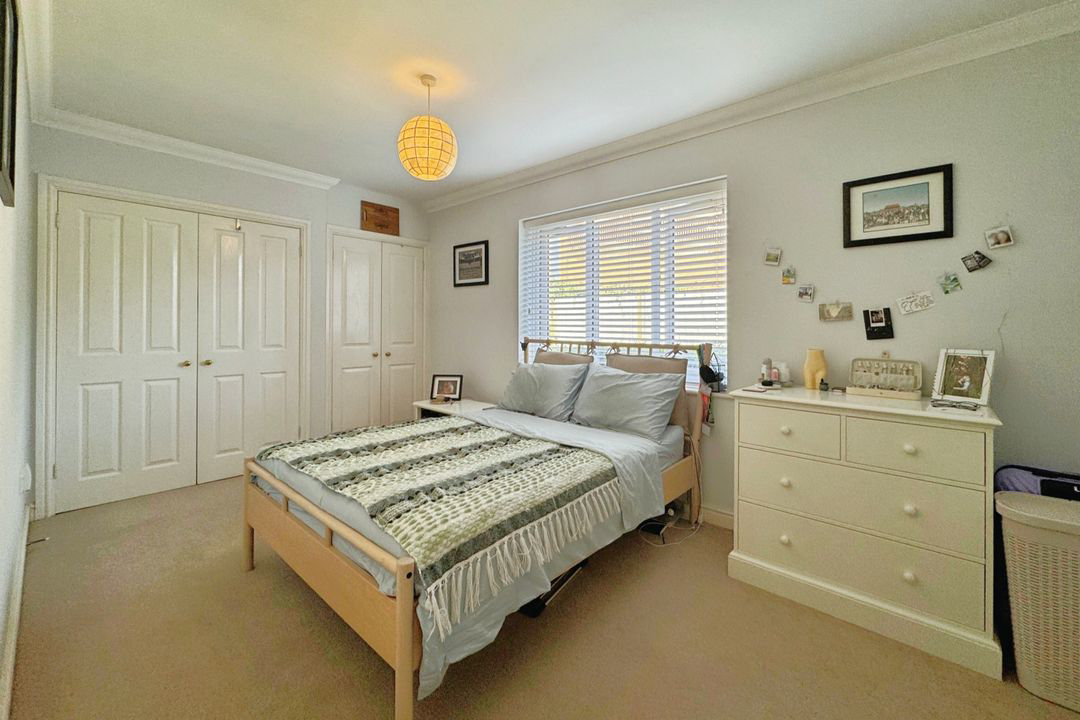 Oakey Drive, Wokingham, RG40, photo 5