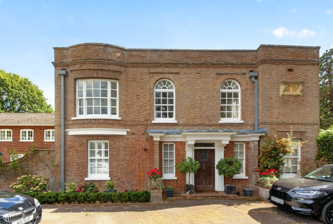 Frog Hall Drive, Wokingham, RG40