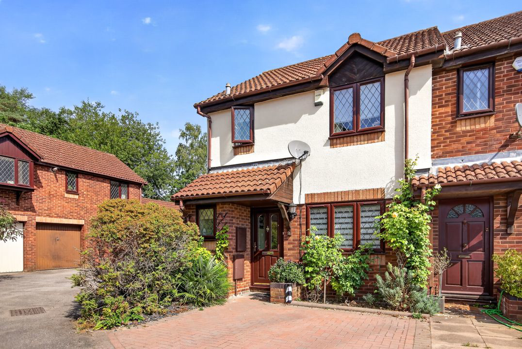 Fawler Mead, The Warren, Bracknell, RG12