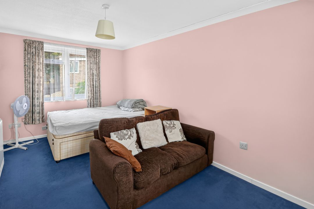 Pendlebury, Bracknell, RG12, photo 8