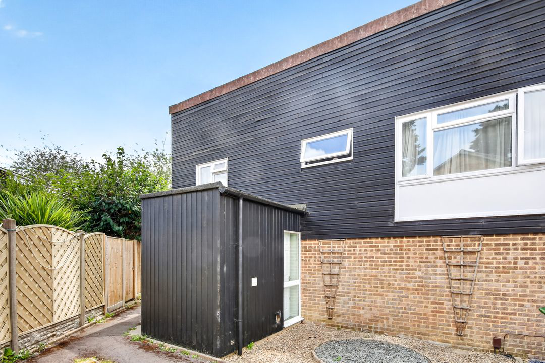 Pendlebury, Bracknell, RG12