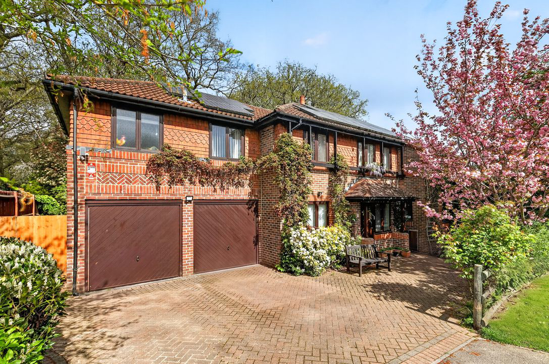 Tarragon Close, Bracknell, RG12