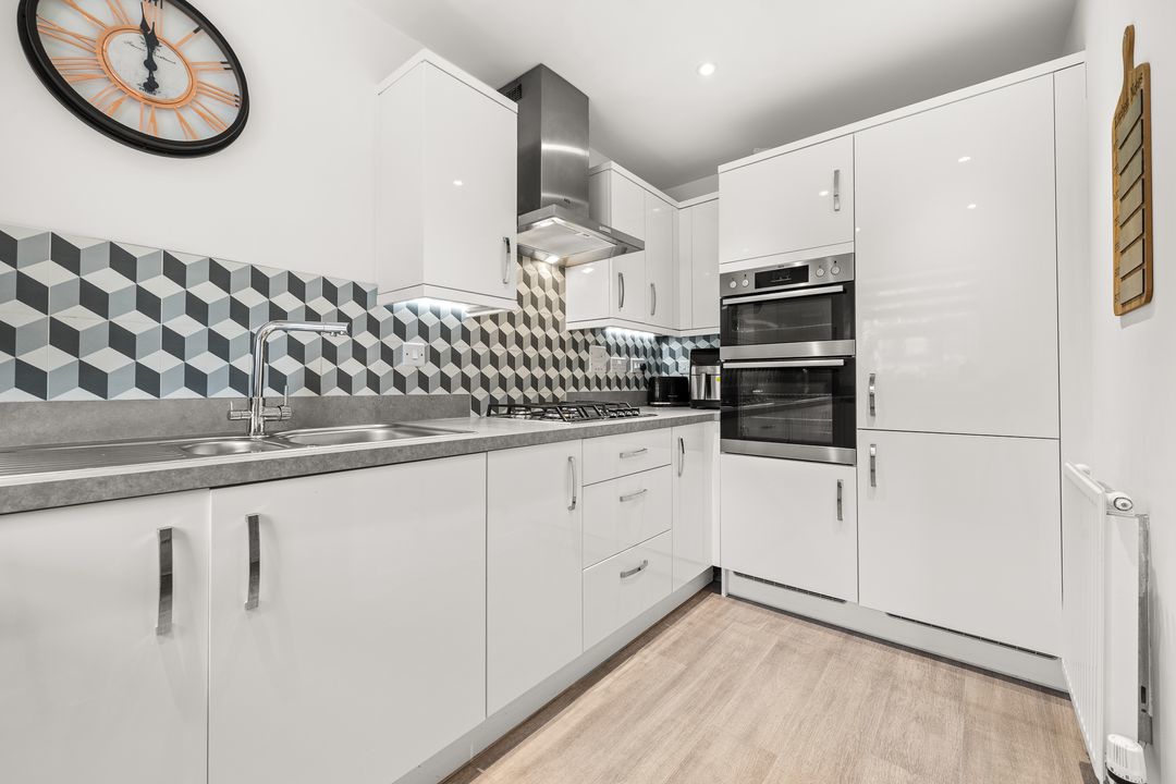 Oak Avenue, Wokingham, RG40, photo 3