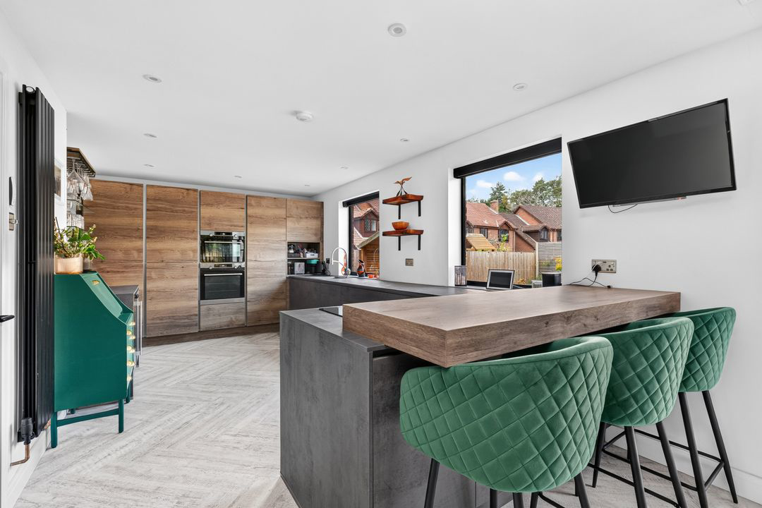 Wychwood Avenue, Bracknell, RG12, photo 2