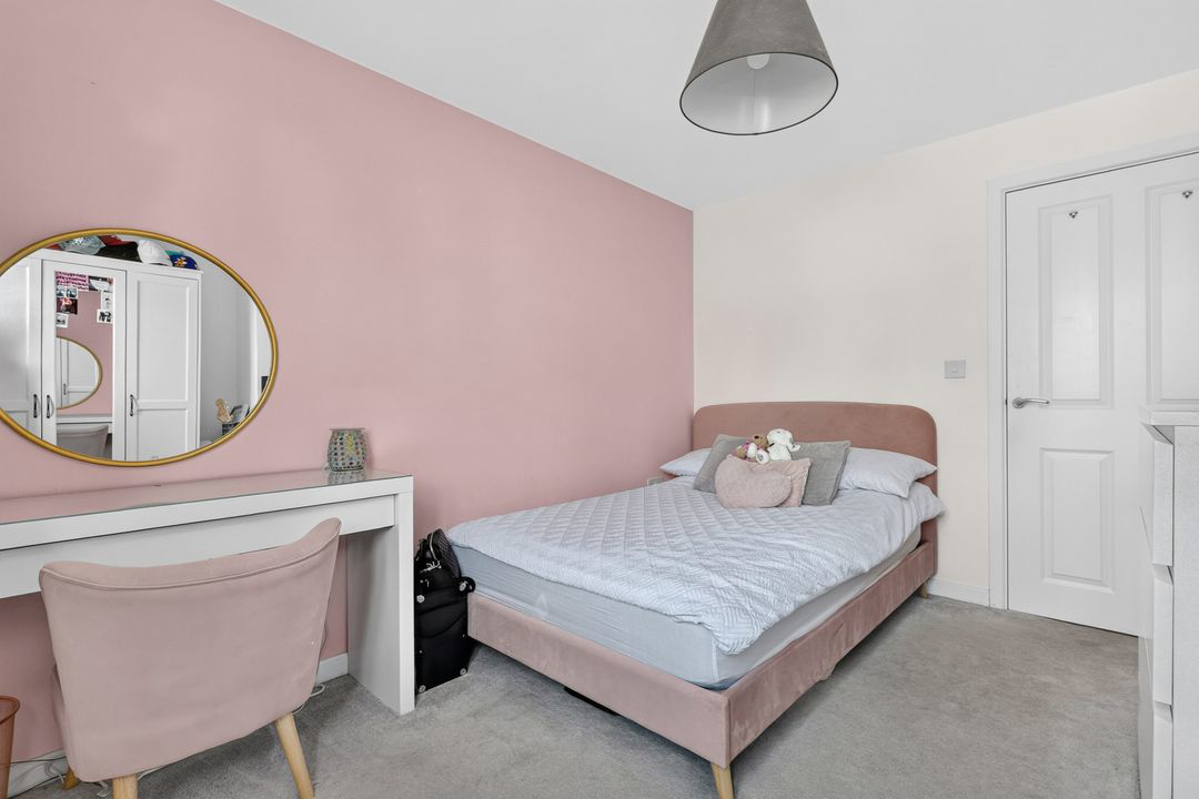 Ifould Crescent, Wokingham, RG40, photo 10