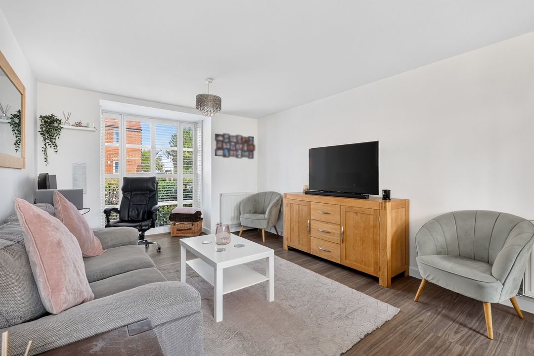Ifould Crescent, Wokingham, RG40, photo 5