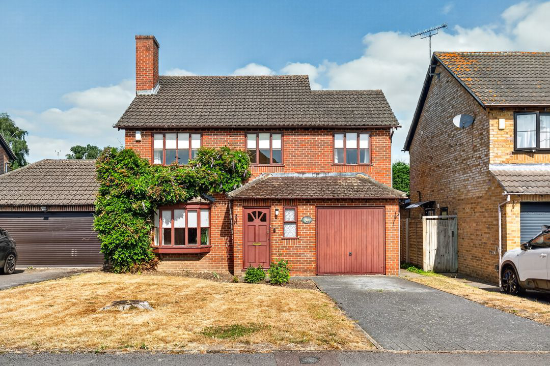 Carolina Place, Finchampstead, RG40