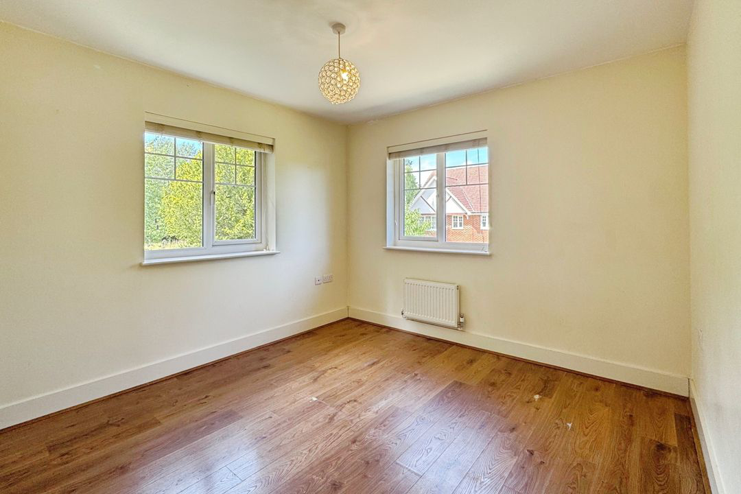 Kerr Gardens, Wokingham, RG40, photo 5