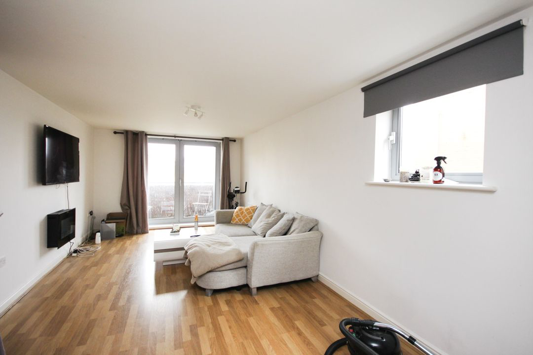 Kelvin Gate, Bracknell, RG12, photo 2