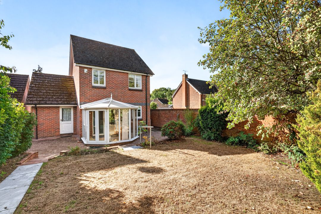 Clover Close, Wokingham, RG40, photo 10