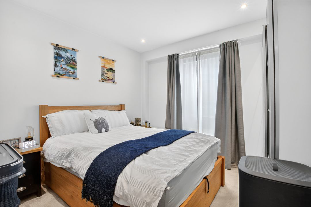 The Ring, Bracknell, RG12, photo 6
